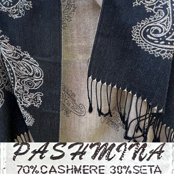 Black & Tan Paisley Pashmina Scarf /Wrap/Shawl | 70% Cashmere 30% Silk | 28”x66” - Picture 17 of 17